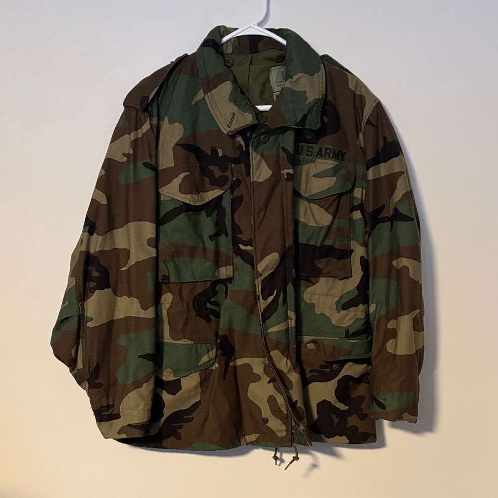 Vintage U.S. Army Green and Brown Camouflage Field Jacket Sz. M